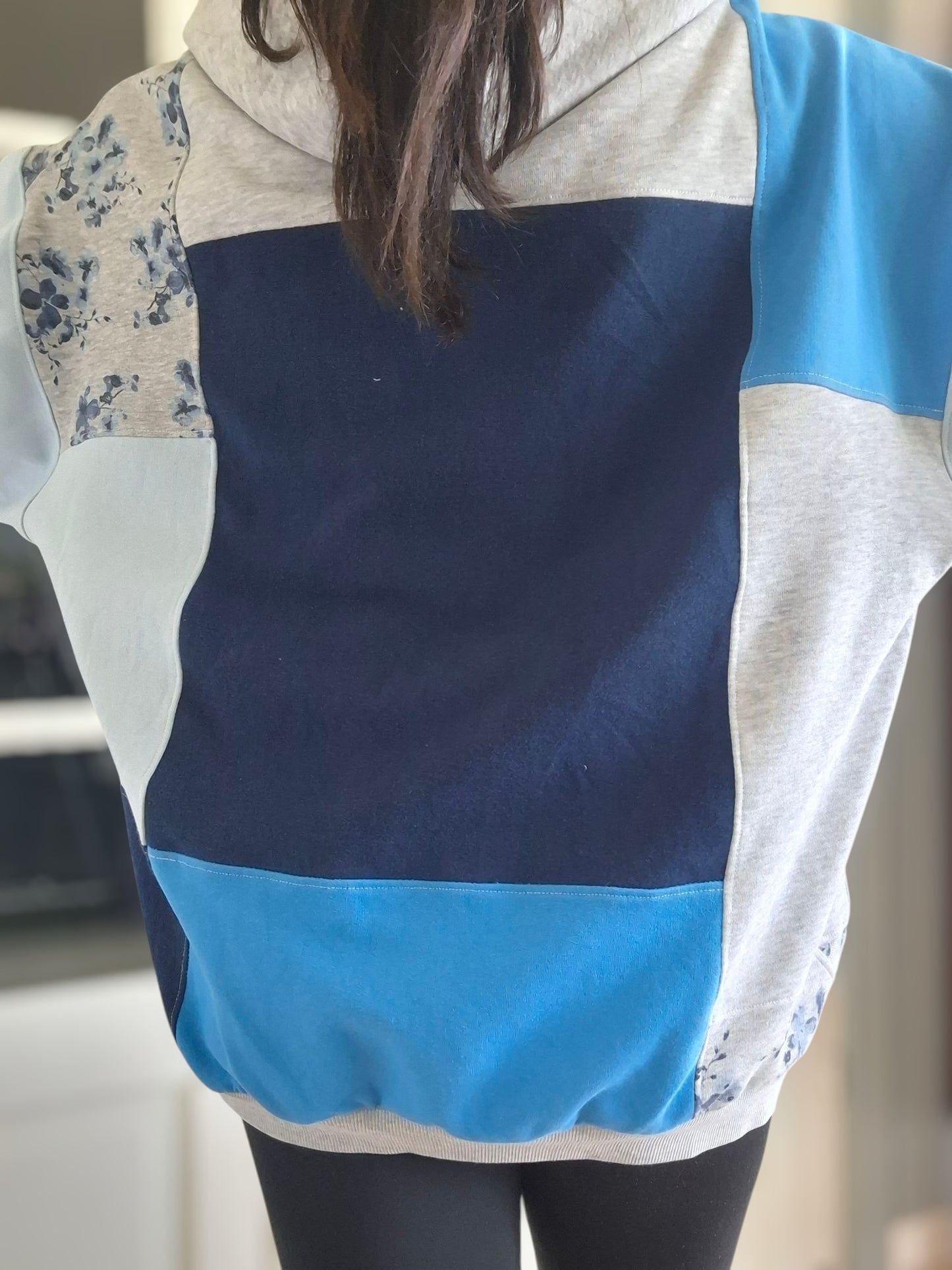 Oversized Hoodie Girl Storlek S